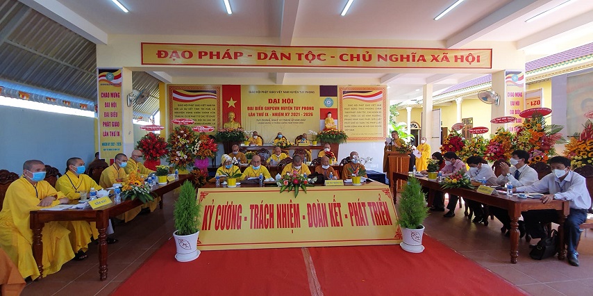 Có nên cầu sinh vào cõi trời?