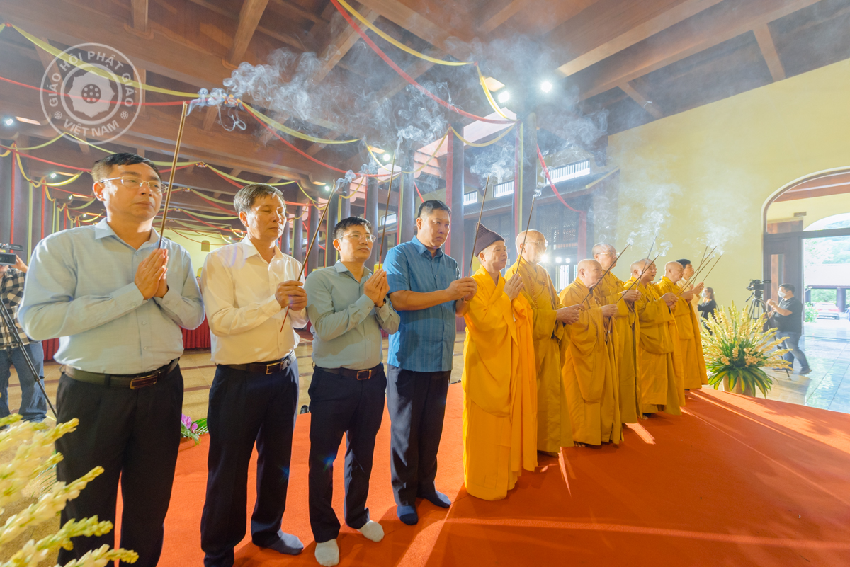 Trung ương Giáo hội tưởng niệm 714 năm Phật hoàng Trần Nhân Tông nhập Niết bàn