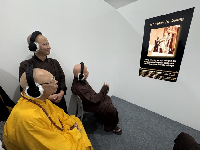 Bản ghi âm trực tiếp Hòa thượng Thích Trí Quang giải thích các biểu ngữ