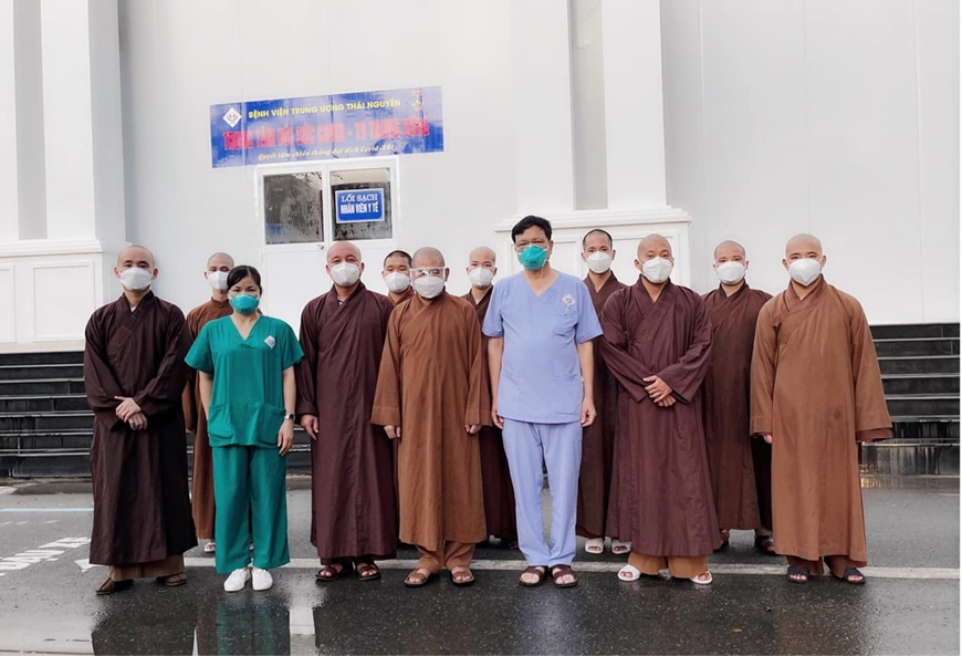 Chuyến tình nguyện đặc biệt của các chư tăng