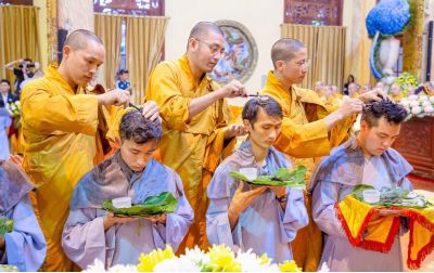 Cục đá cột chân người tu: Tham – Sân – Si