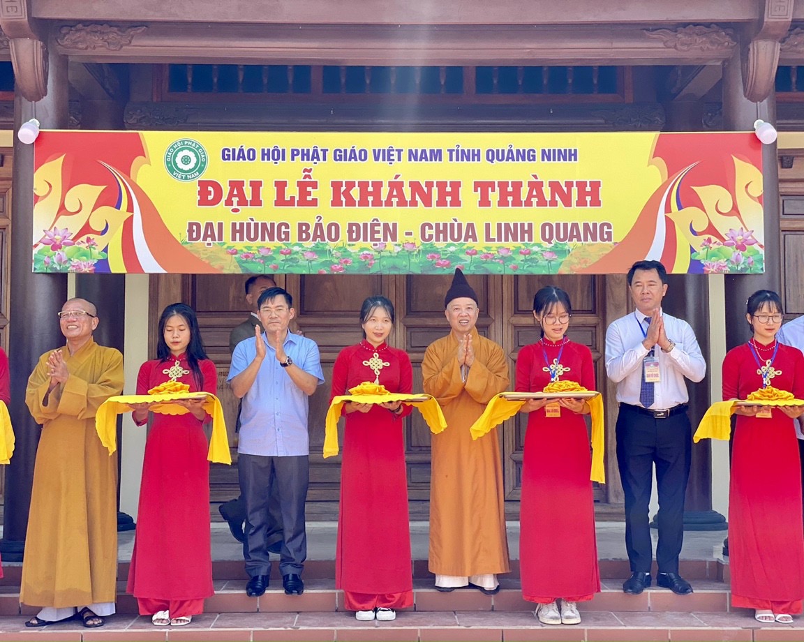 Khánh thành ngôi Đại hùng bảo điện chùa Linh Quang (Tx. Quảng Yên)