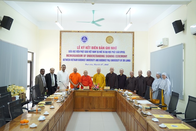 Đại sứ Sri Lanka tại Việt Nam cùng Đại học BPUSL thăm, ký kết ghi nhớ hợp tác với Học viện PGVN tại Huế