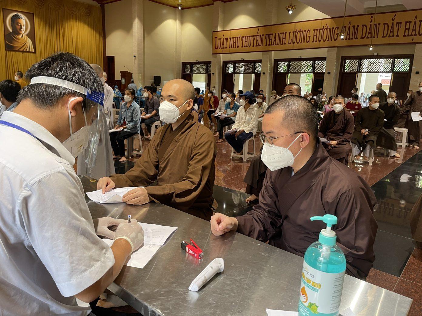 Học viện Phật giáo TP HCM: Gần 1000 Tăng ni sinh được tiêm vắc xin Covid-19 mũi 2