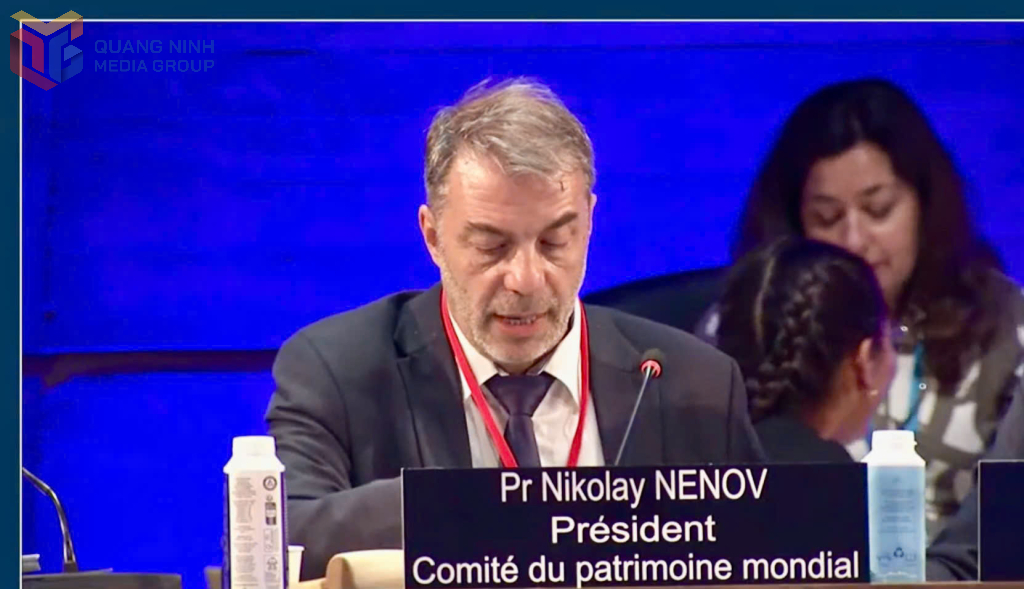 Giáo sư Nikolay Nenov (Bulgaria) - Chủ tịch Kỳ họp lần thứ 47 của Ủy ban Di sản Thế giới chính thức gõ búa công nhận Quần thể di tích và danh thắng Yên Tử - Vĩnh Nghiêm - Côn Sơn, Kiếp Bạc là Di sản Văn hóa Thế giới.