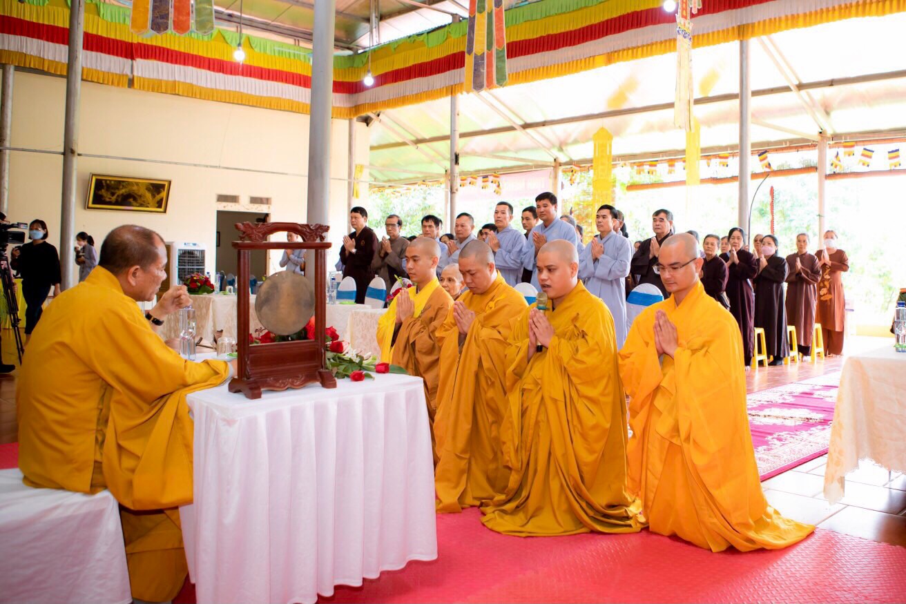 Trang nghiêm lễ Khai pháp Trường hạ Trúc Lâm Hưng Quốc Sơn La