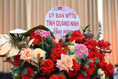 Uỷ ban Măt trận Tổ quốc Việt Nam tỉnh Quảng Ninh chúc mừng Hoà thượng Thích Thanh Quyết nhân ngày Nhà giáo Việt Nam 20/11