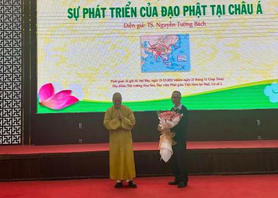 Học viện PGVN Huế: Thuyết trình đề tài “Sự phát triển của Đạo Phật tại Châu Á”