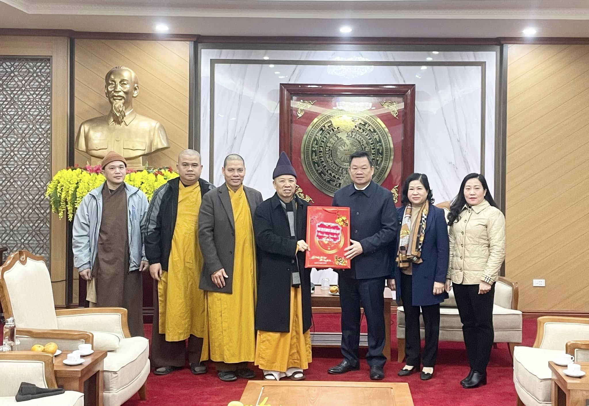 Ban Trị sự Giáo hội Phật giáo tỉnh Bắc Kạn thăm và chúc tết lãnh đạo Tỉnh uỷ, UBND tỉnh