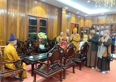 Ban Thường trực Giáo hội Phật giáo tỉnh Hà Nam chúc tết Hòa thượng Viện trưởng