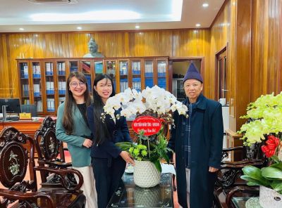 Đại diện Viện Trần Nhân Tông đến thăm và chúc tết Hoà thượng Viện trưởng