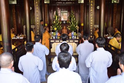 Đi chùa thế nào cho lợi lạc?