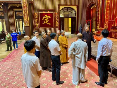 Quảng Ninh: Hòa thượng Thích Thanh Quyết trực tiếp chỉ đạo hoạt động cung rước, chiêm bái Xá lợi Phật