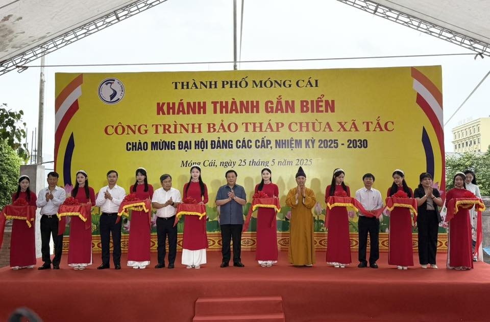 Quảng Ninh: Khánh thành gắn biển Công trình Bảo tháp Chùa Xã tắc