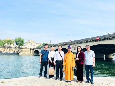 Pháp: Hòa thượng Thích Thanh Quyết tham gia đoàn công tác vận động Unesco công nhận Hồ sơ Quần thể di tích và danh thắng Yên Tử-Vĩnh Nghiêm-Côn Sơn, Kiếp Bạc là Di sản văn hoá thế giới