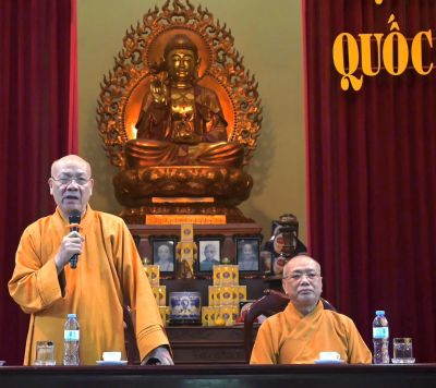 Hòa thượng Thích Quảng Tùng thăm trường hạ Học viện Phật giáo VN tại Hà Nội