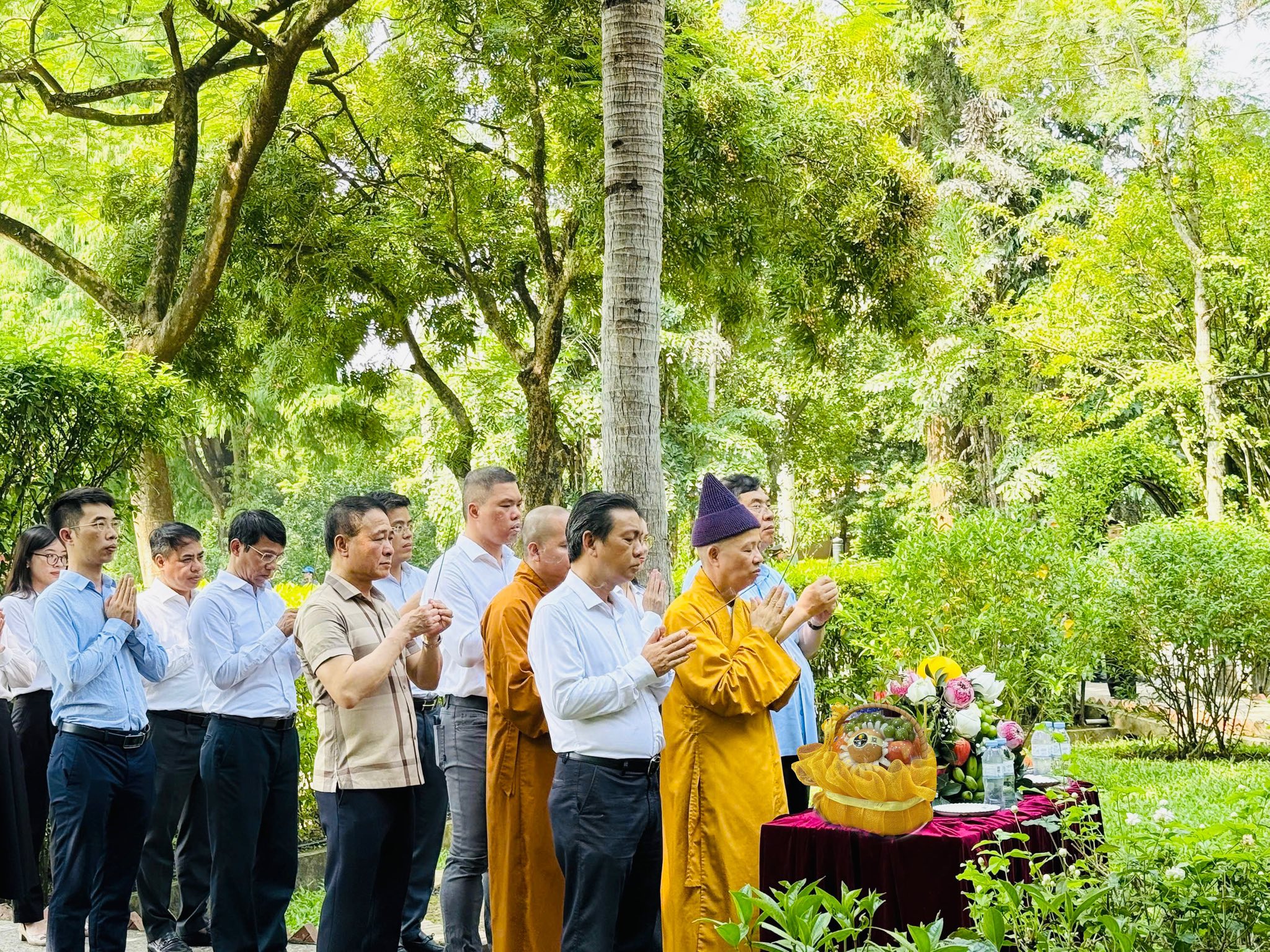 Hoà thượng Thích Thanh Quyết đã chủ trì lễ dâng hương tại Nhà 67