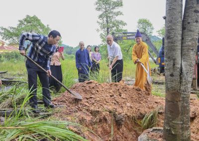 Học viện PGVN tại Hà Nội: Lãnh đạo Bệnh viện Châm cứu Trung Ương về tham quan và trồng cây lưu niệm