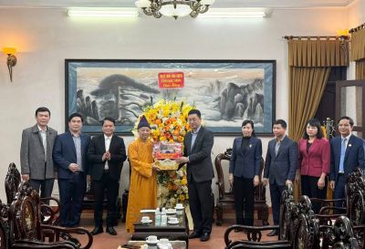 Đoàn lãnh đạo Tỉnh Bắc Ninh đến thăm và chúc tết Hoà thượng Thích Thanh Quyết