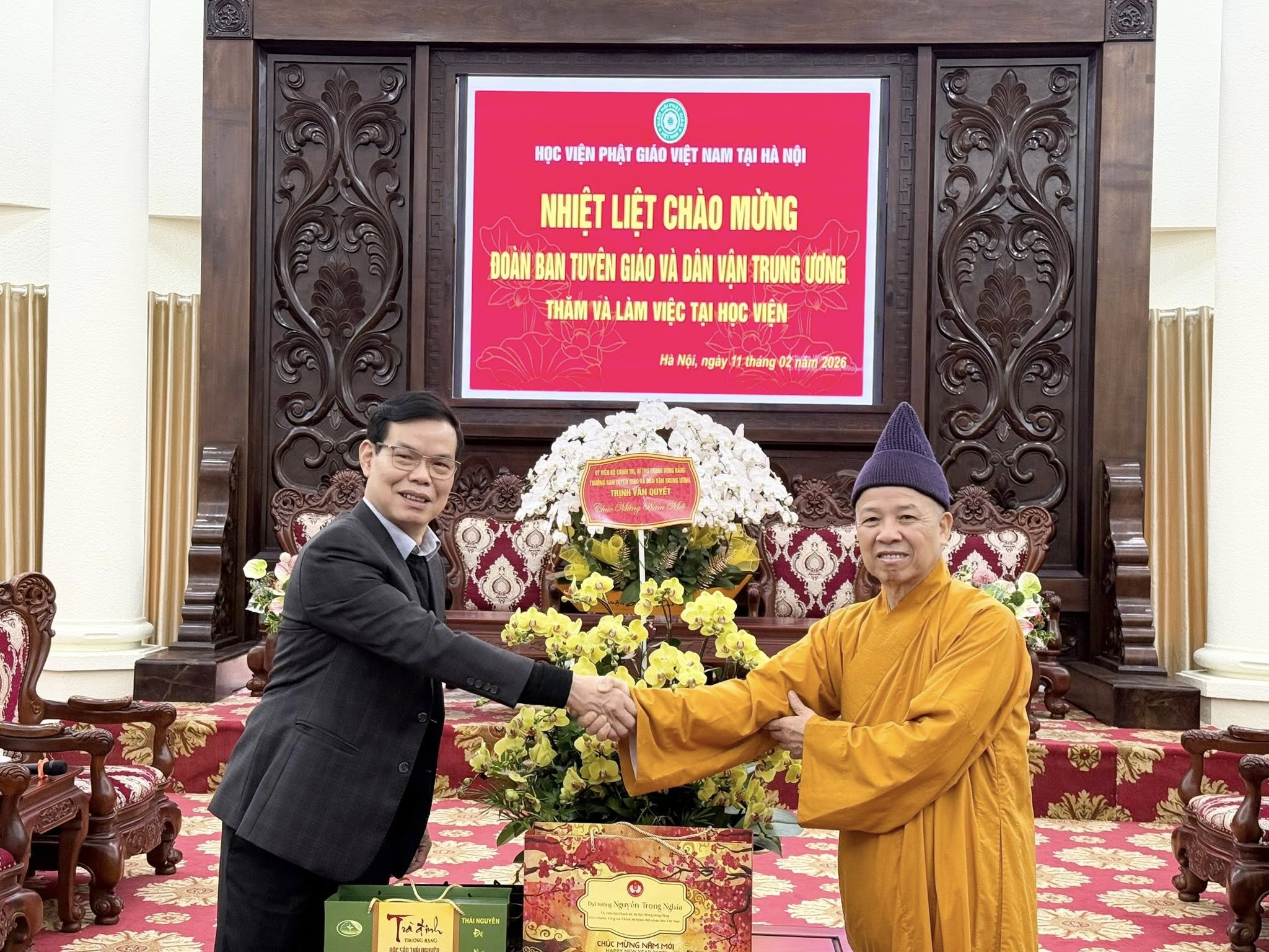 Ban Tuyên giáo và Dân vận Trung ương thăm và chúc tết Hòa thượng Thích Thanh Quyết