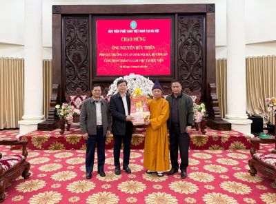 Lãnh đạo Cục An ninh Nội địa, Bộ Công an thăm, chúc Tết Hòa thượng Thích Thanh Quyết