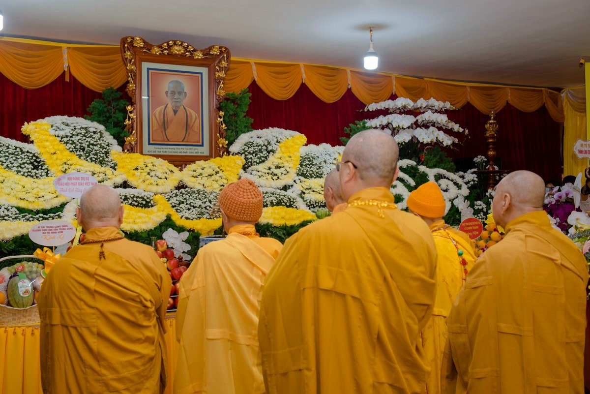 Trang nghiêm lễ tưởng niệm Đức Đệ tam Pháp chủ Đại lão Hoà thượng Thích Phổ Tuệ