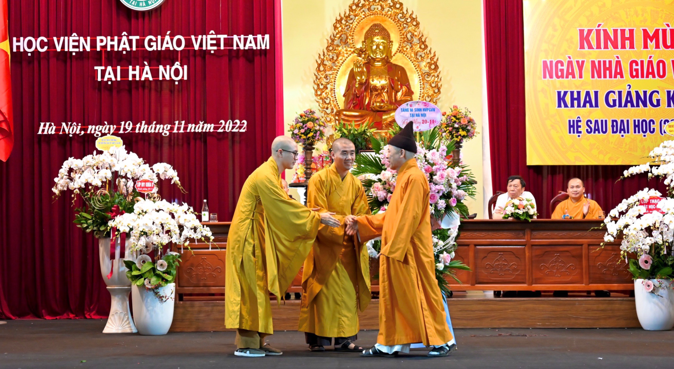 Học viện Phật giáo Việt Nam tại Hà Nội kỷ niệm ngày 20-11