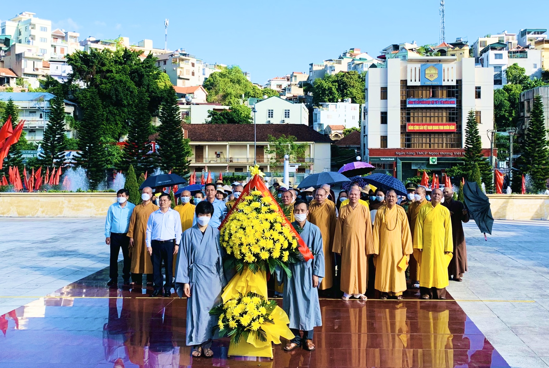 Phật giáo Quảng Ninh đồng loạt tổ chức lễ cầu siêu anh linh các anh hùng liệt sĩ