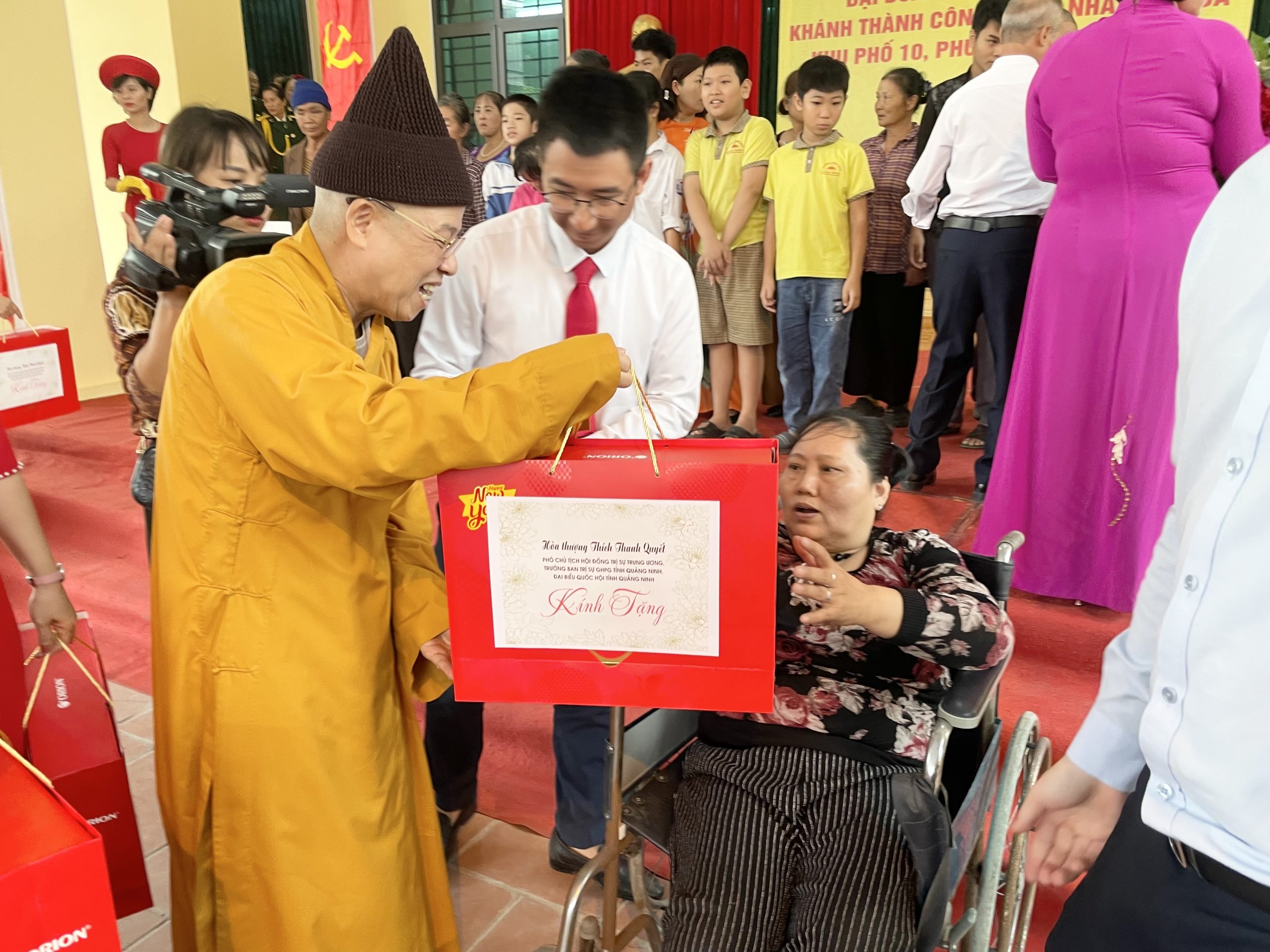 Hoà thượng Thích Thanh Quyết dự Ngày hội Đại đoàn kết toàn dân tại Tp Uông Bí.