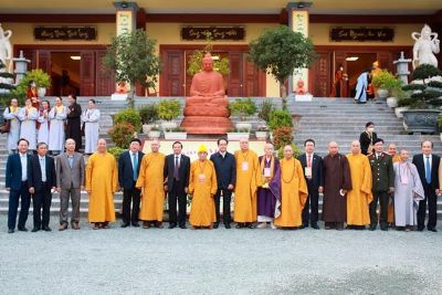 Giáo hội Phật giáo tỉnh Nghệ An tổ chức đại lễ 10 năm thành lập