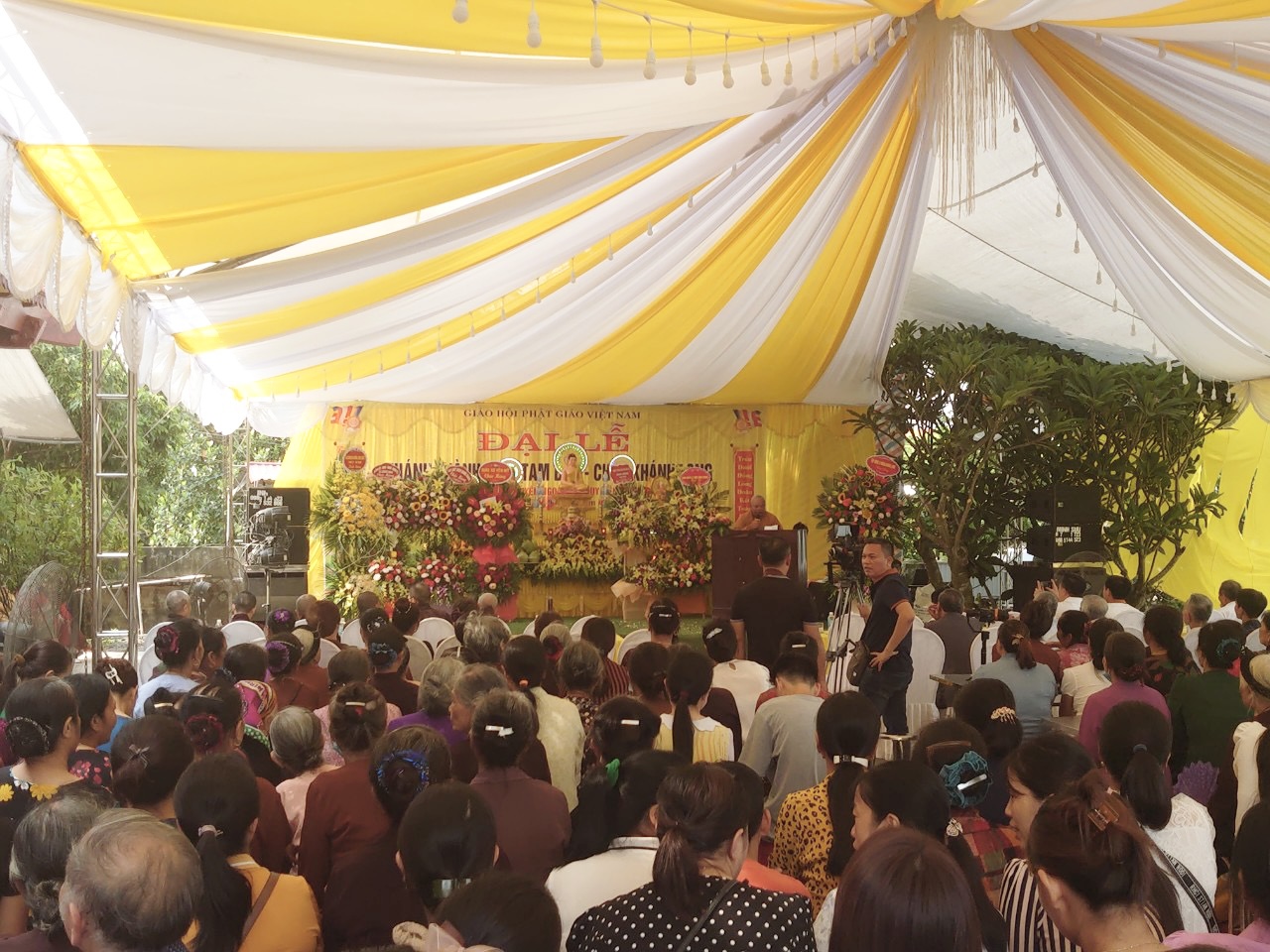 Hà Nam: Lễ giỗ Tổ và khánh thành ngôi Tam bảo chùa Khánh Long.