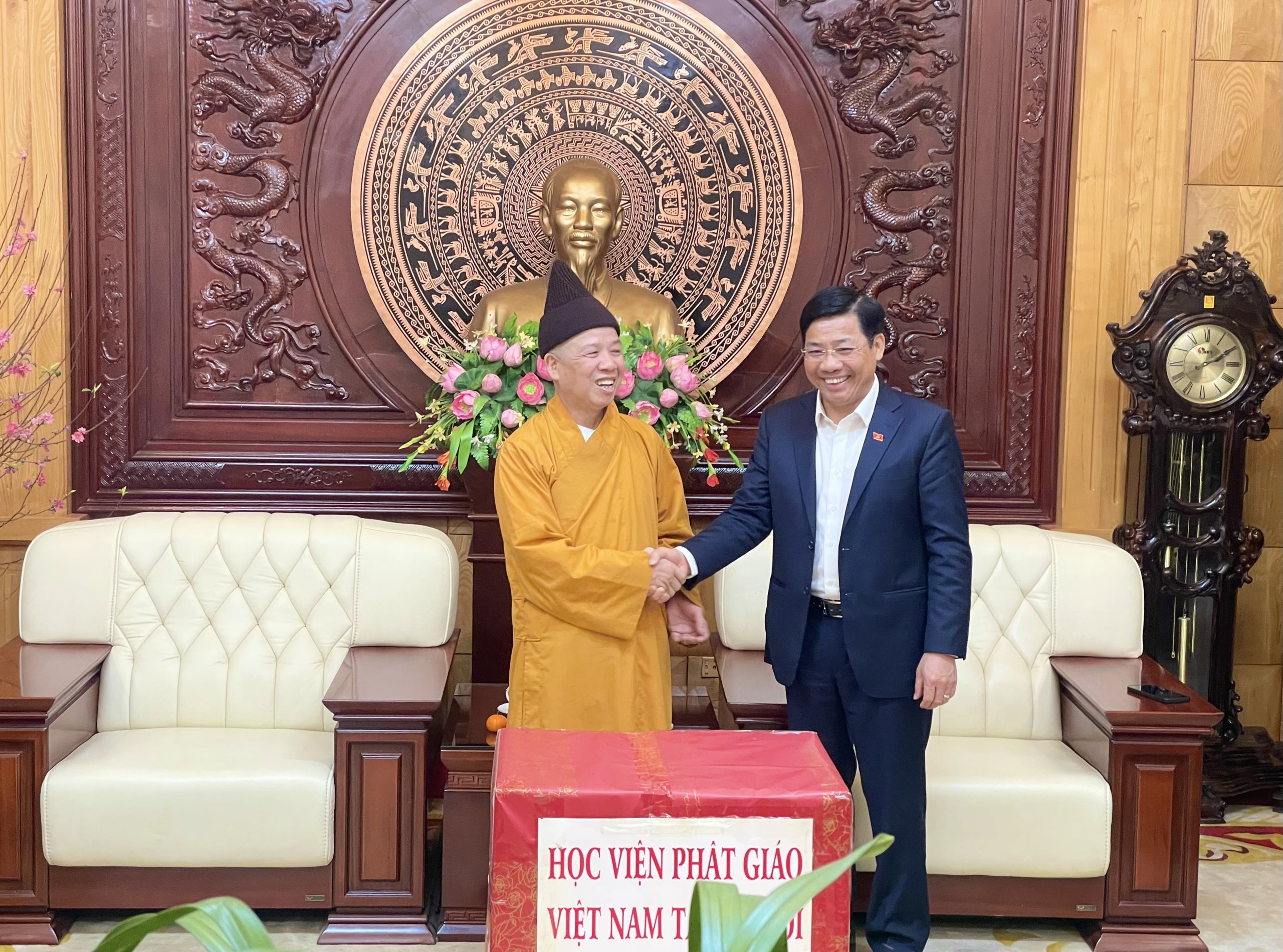 Bí thư tỉnh Bắc Giang: “Nhờ có Hoà thượng chung tay mà Tây Yên Tử phát triển mạnh mẽ như hiện nay”.