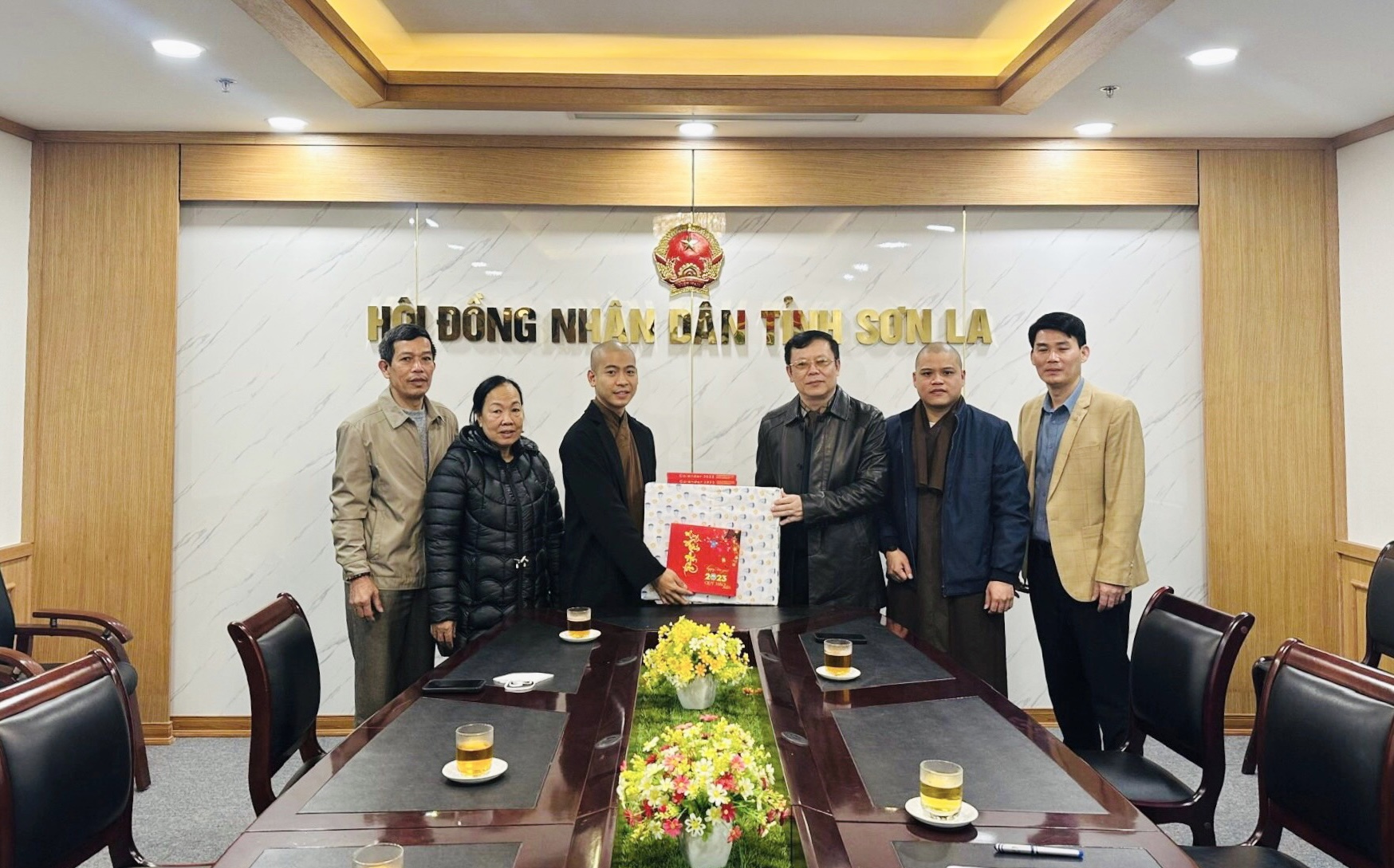 Ban Trị sự Phật giáo tỉnh Sơn La đến thăm, chúc Tết lãnh đạo Tỉnh uỷ, UBND, Uỷ ban MTTQ tỉnh.