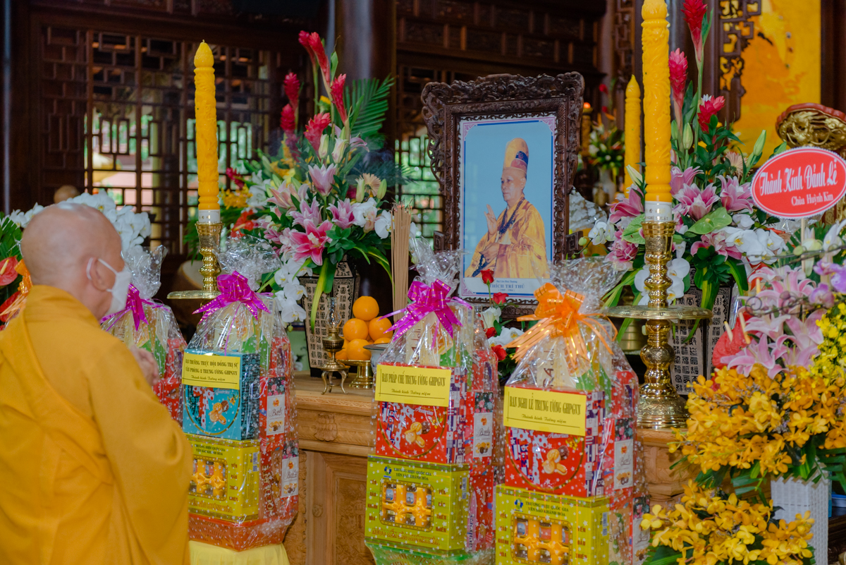 Tu viện Quảng Hương Già Lam – Trung ương Giáo hội thắp hương tưởng niệm Trưởng lão Hòa thượng Thích Trí Thủ
