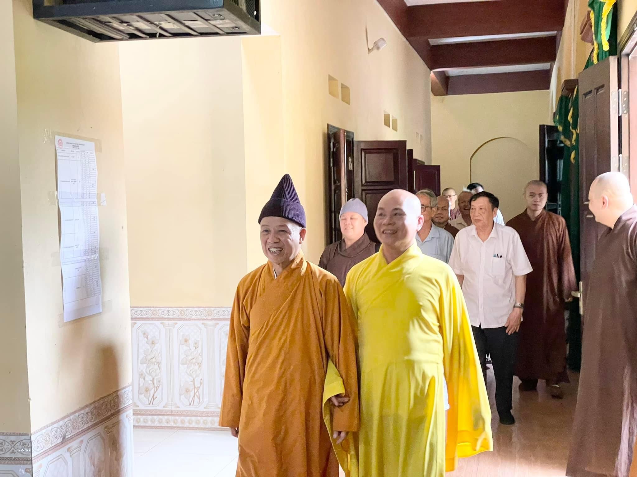 Đoàn Ban giáo dục Phật giáo Trung ương thăm Trường Trung cấp Phật học tỉnh Bắc Giang