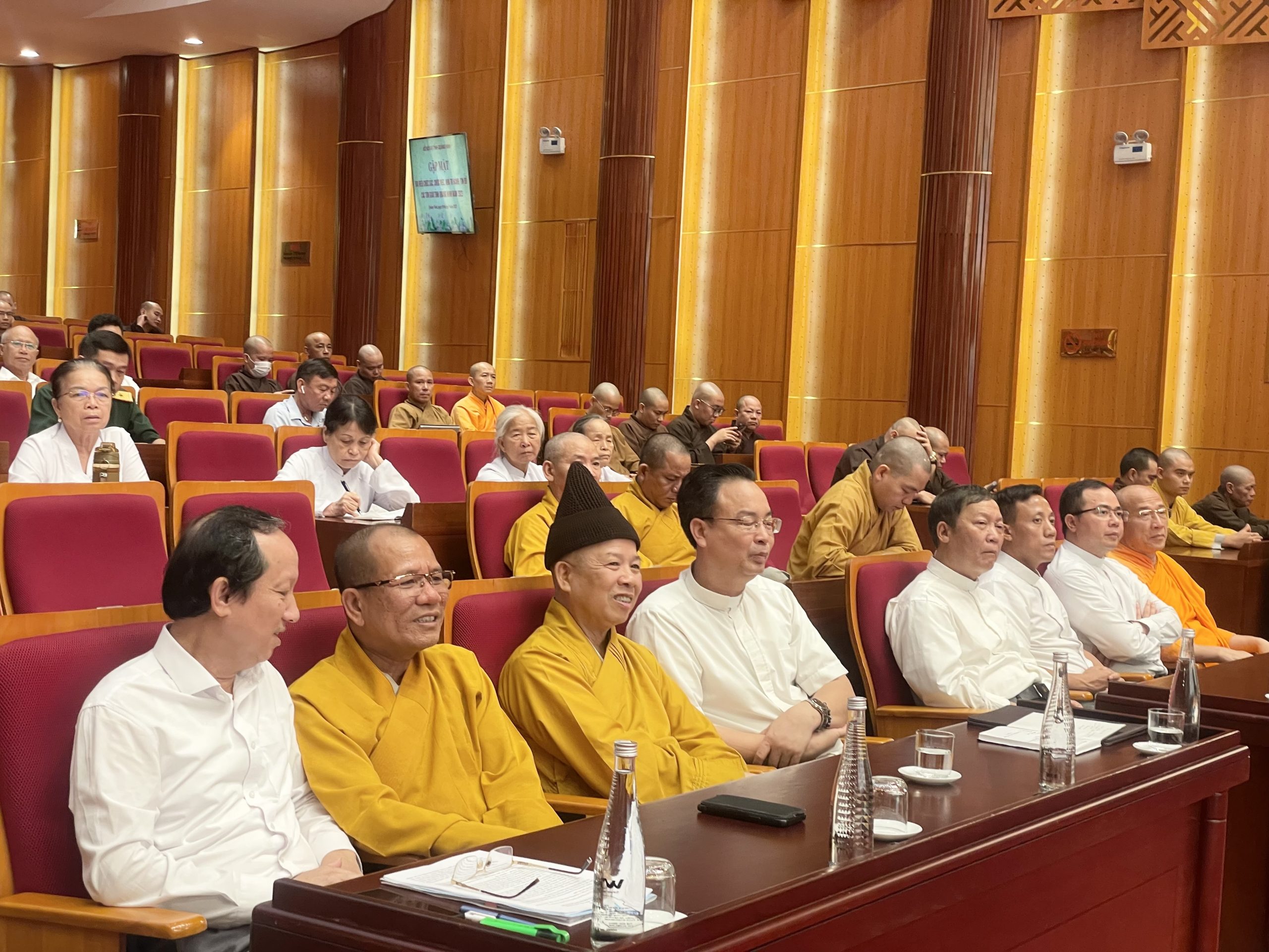 Quảng Ninh: Gặp mặt đại biểu chức sắc, chức việc, nhà tu hành các tôn giáo năm 2023