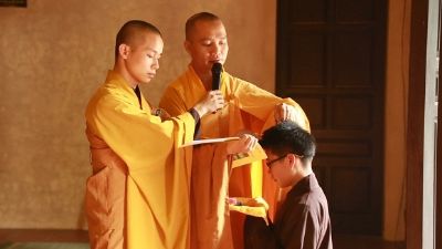 Lợi ích của việc tìm thấy niềm vui trong chánh Pháp