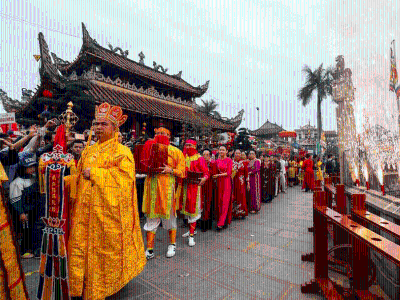 Về sự tiếp xúc giữa Phật giáo và tín ngưỡng thờ Mẫu qua truyền thuyết Phật Mẫu Man Nương và Thánh Mẫu Liễu Hạnh