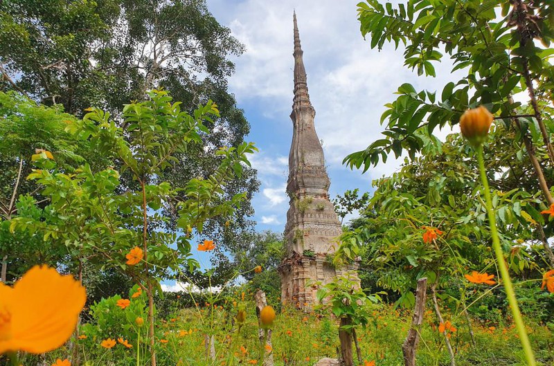 Tháp cổ huyền bí nơi biên cương xứ Nghệ