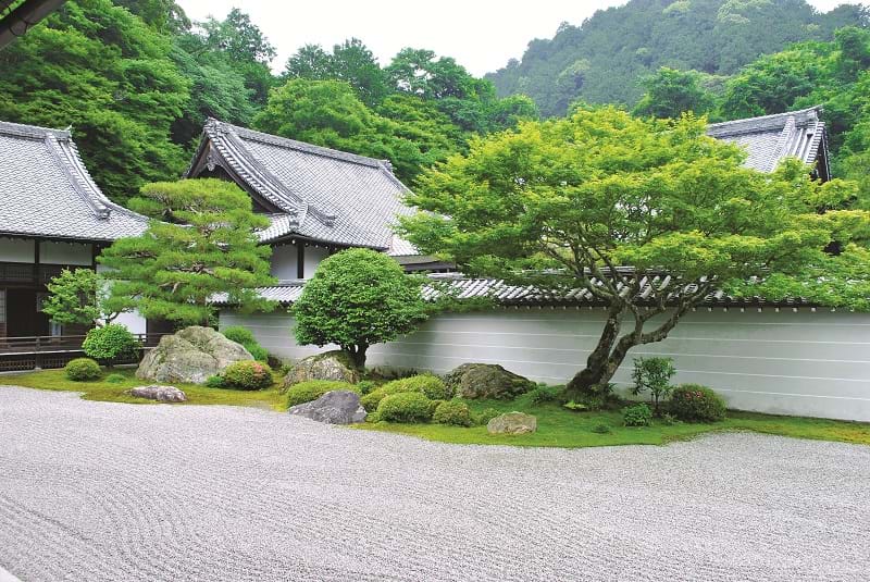 Phong cách kiến trúc Phật giáo Á Đông trong vườn thiền Nhật Bản