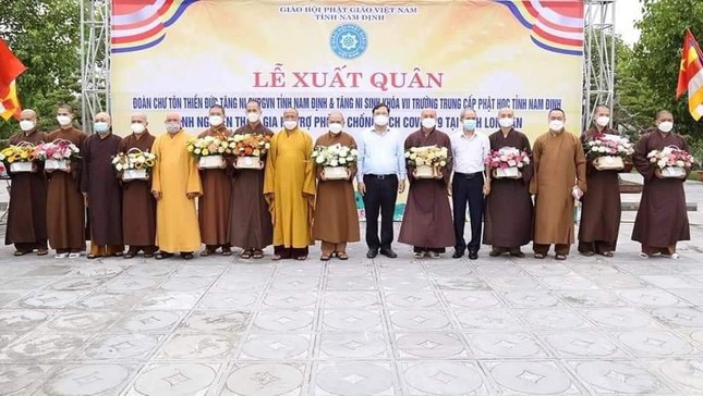 Nam Định: 10 Tăng, Ni tham gia hỗ trợ chống dịch Covid-19