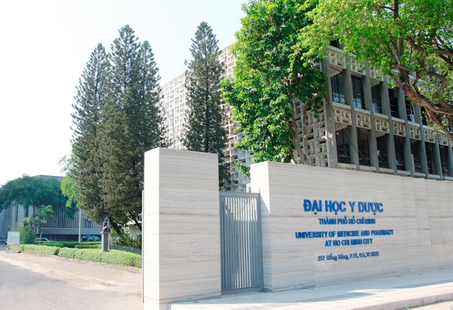 Vì sao nhiều trường đại học lại không có hiệu trưởng?