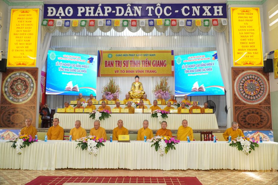 Tiền Giang: Trường Trung cấp Phật học tổ chức Lễ Tốt nghiệp Cao đẳng Phật học Khóa V, tổng Khai giảng năm học 2024 – 2025
