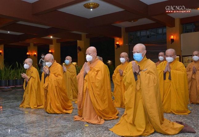 Trưởng lão Hòa thượng Quyền Pháp chủ tảo tháp Tổ sư, tưởng niệm Đại lão Hòa thượng Thích Trí Tịnh ảnh 16