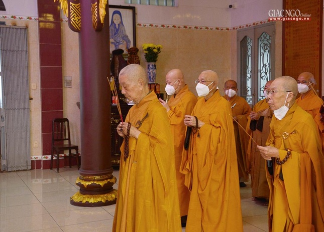 Trưởng lão Hòa thượng Quyền Pháp chủ tảo tháp Tổ sư, tưởng niệm Đại lão Hòa thượng Thích Trí Tịnh ảnh 4