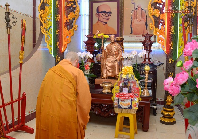 Trưởng lão Hòa thượng Quyền Pháp chủ tảo tháp Tổ sư, tưởng niệm Đại lão Hòa thượng Thích Trí Tịnh ảnh 6