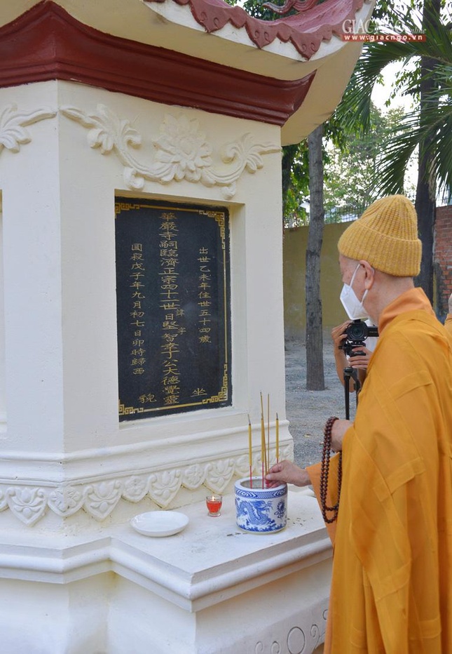 Trưởng lão Hòa thượng Quyền Pháp chủ tảo tháp Tổ sư, tưởng niệm Đại lão Hòa thượng Thích Trí Tịnh ảnh 8