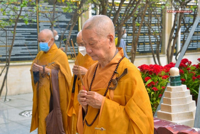 Trưởng lão Hòa thượng Quyền Pháp chủ tảo tháp Tổ sư, tưởng niệm Đại lão Hòa thượng Thích Trí Tịnh ảnh 12