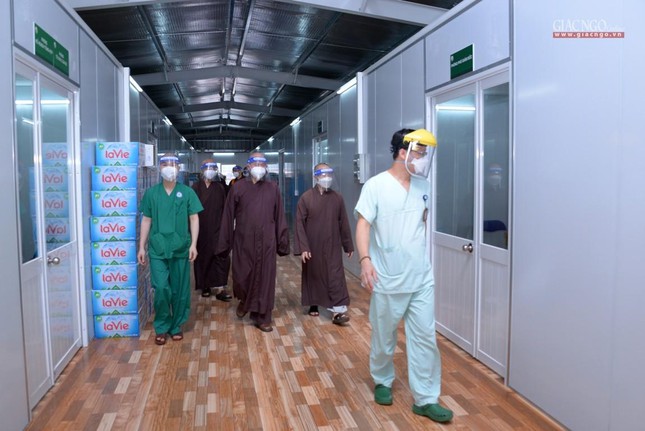 Tết Độc lập đặc biệt của những nhà tu hành