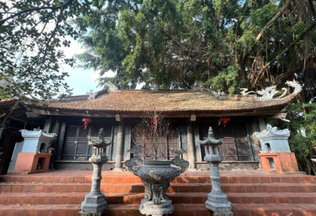 Hà Nội: Cụ bà gần trăm tuổi ở Hà Nội xin hiến chùa cho làng